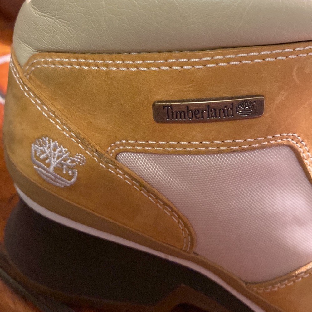 Vintage Timberland Boots - Picture 9 of 10